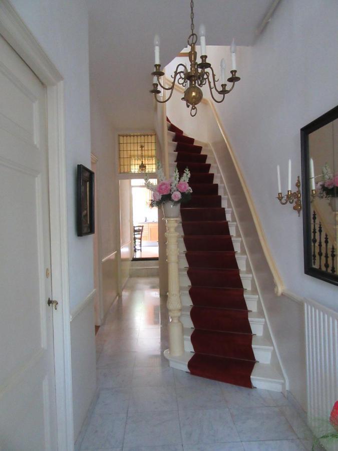 Emma'S B&B Гаага Экстерьер фото